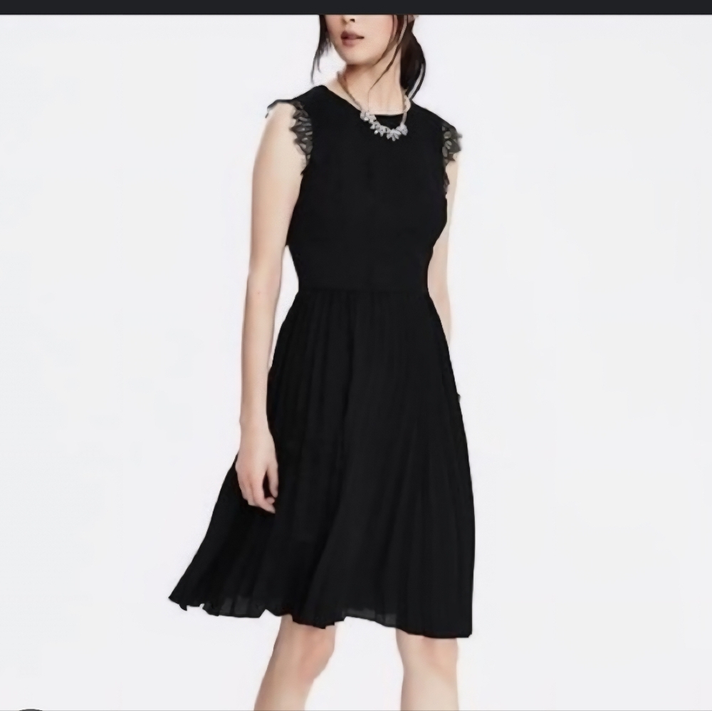 Banana Republic Black Lace Pleated Midi Dress Size 14